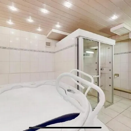 Apartment Finkenwiese - Mit Billiard Und Whirlpool, Bis Zu 4 Gaste *